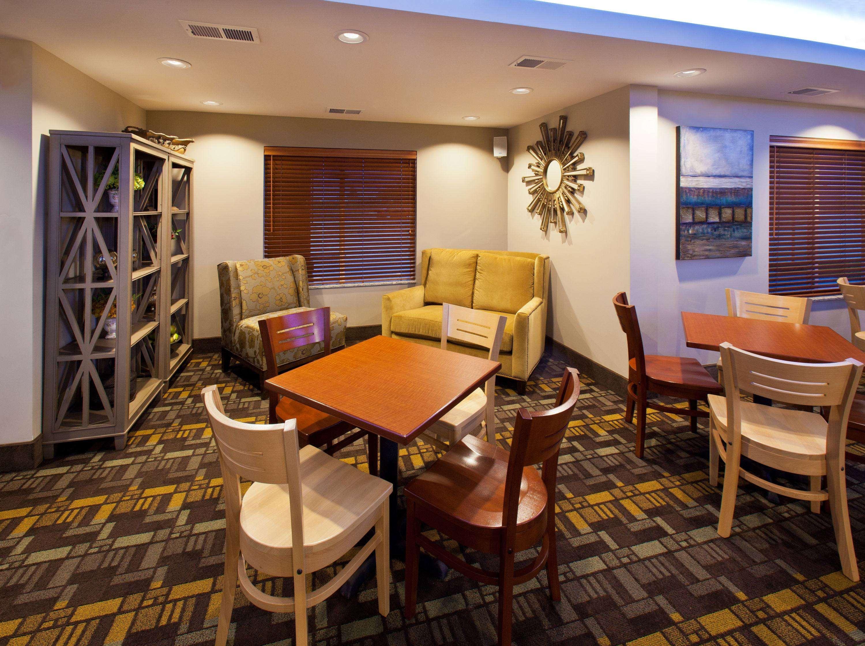Americinn By Wyndham Fairfield Dış mekan fotoğraf