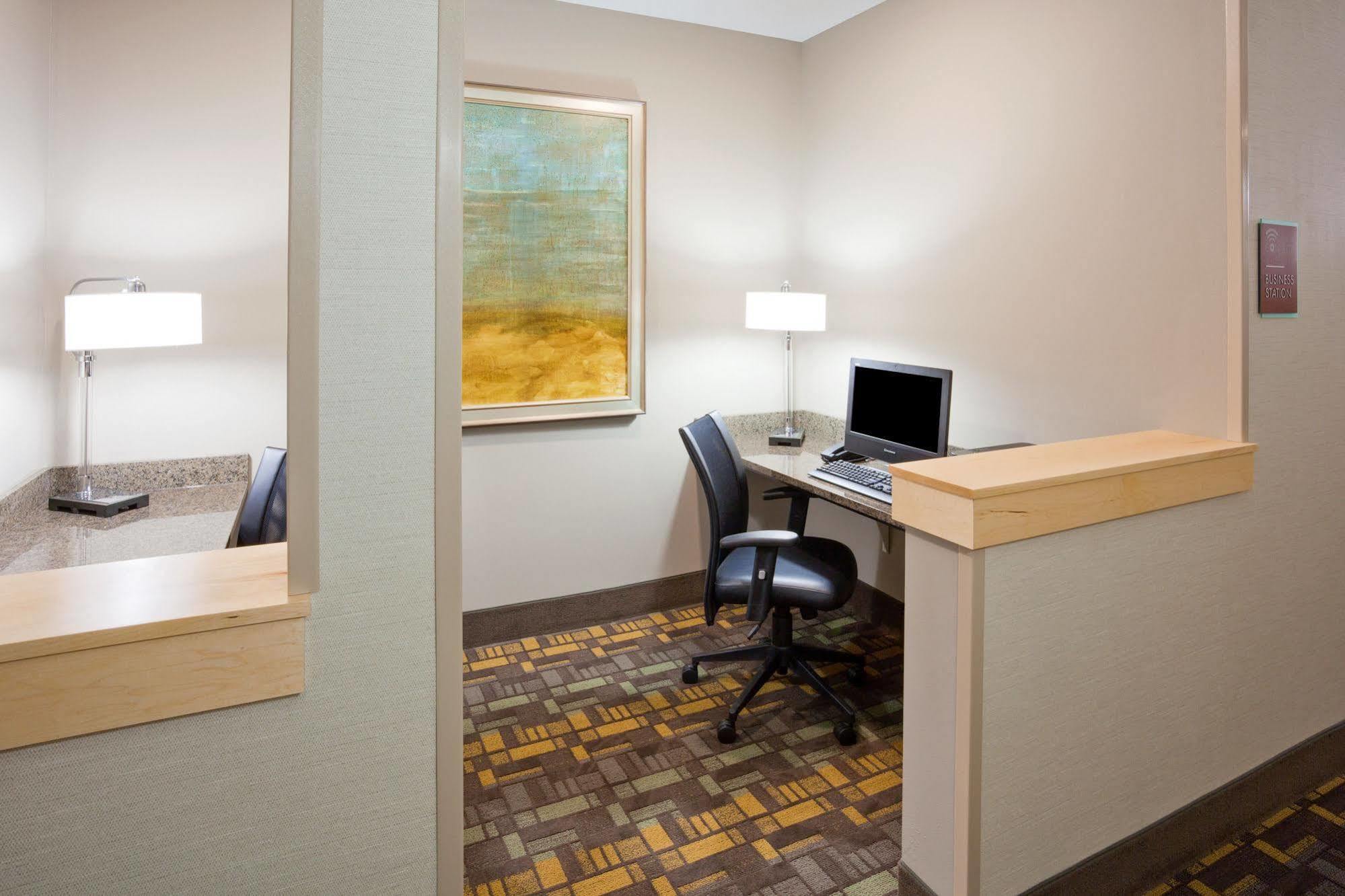 Americinn By Wyndham Fairfield Dış mekan fotoğraf
